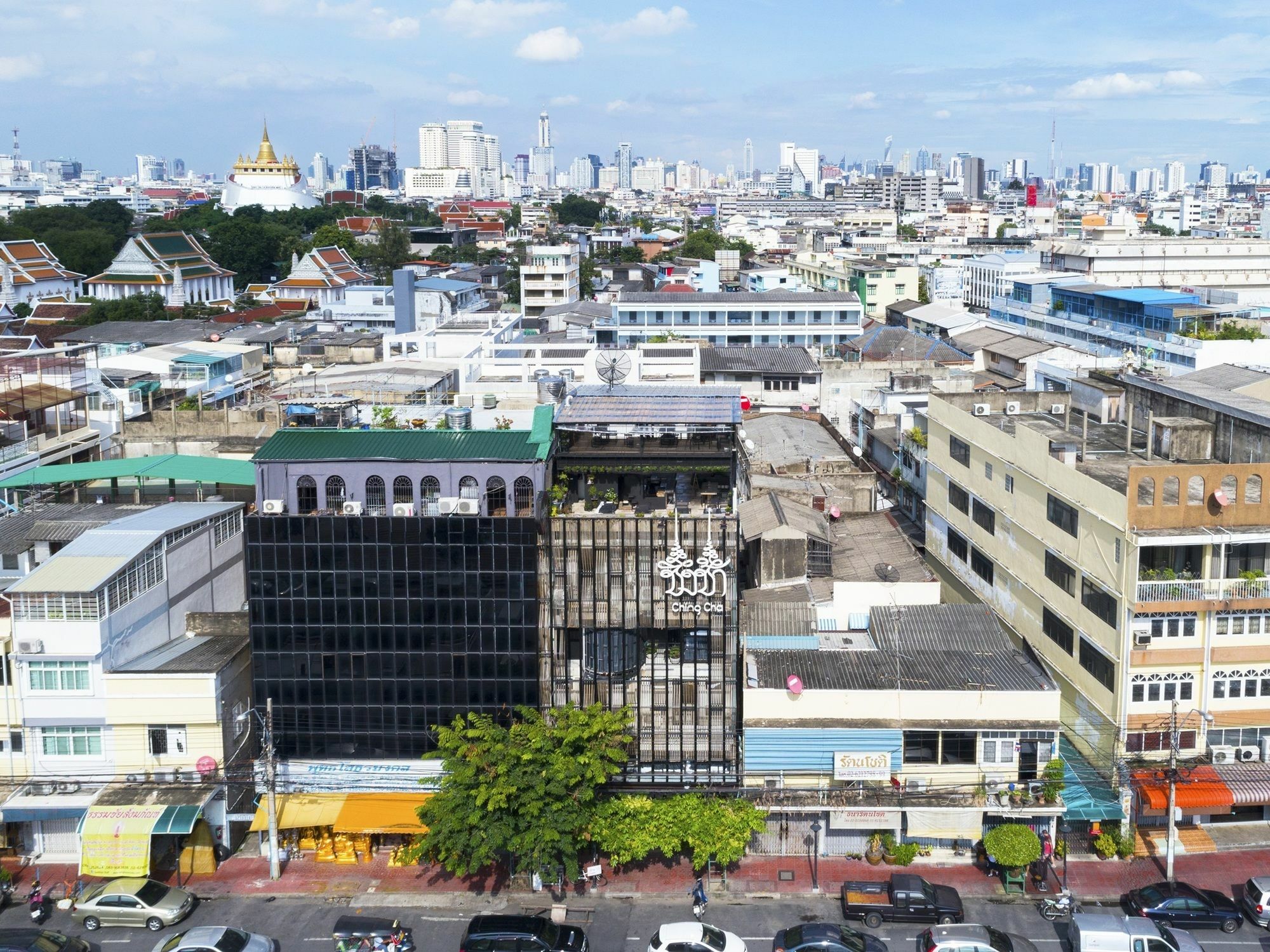 Chingcha Bangkok Vandrarhem Exteriör bild